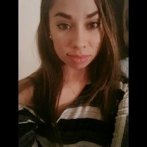 Meet your Posher, Abby